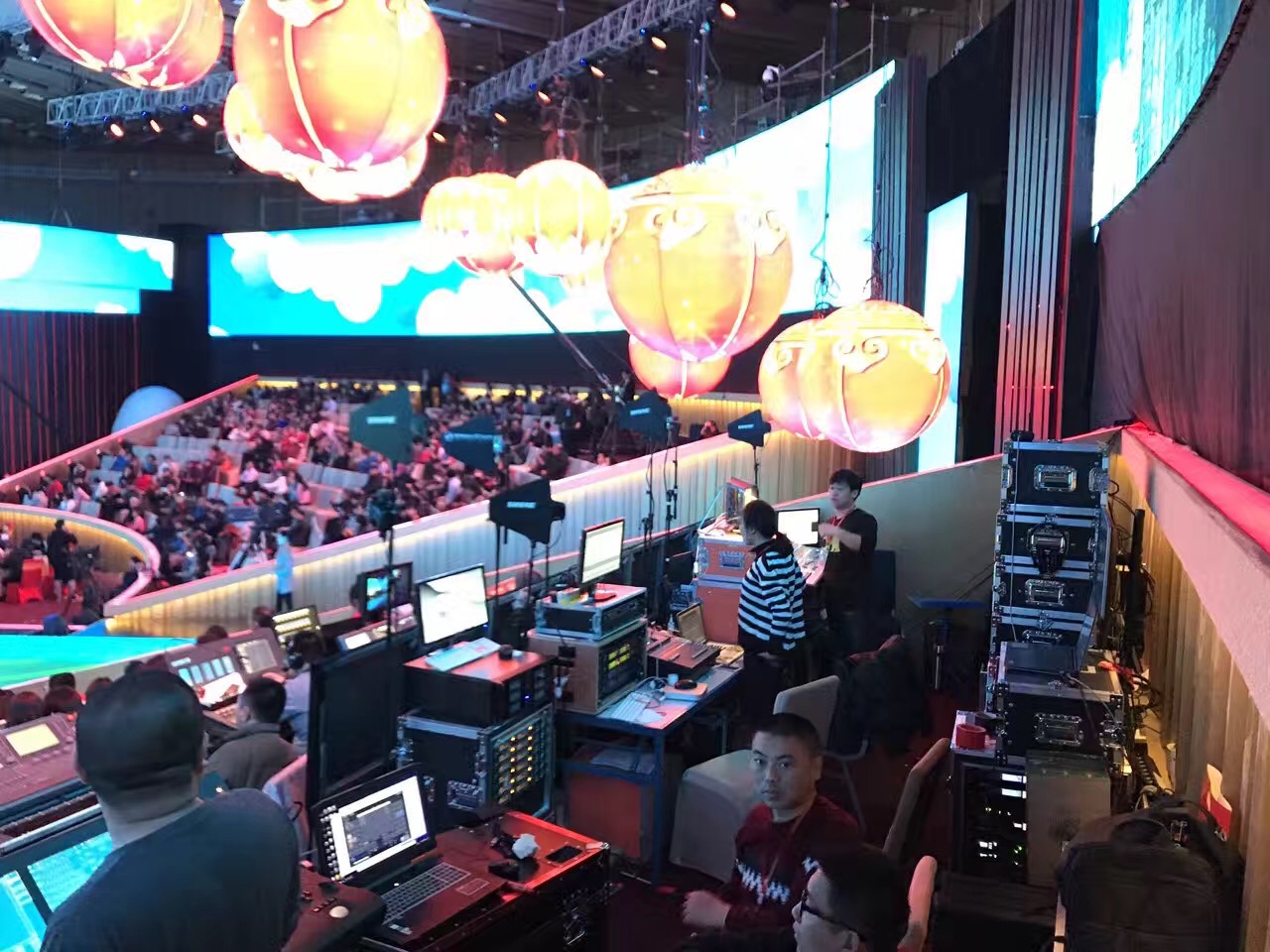 2016年12月29日-12月31日.2017新年音樂(lè)會(huì)、民族劇院 (3).jpg