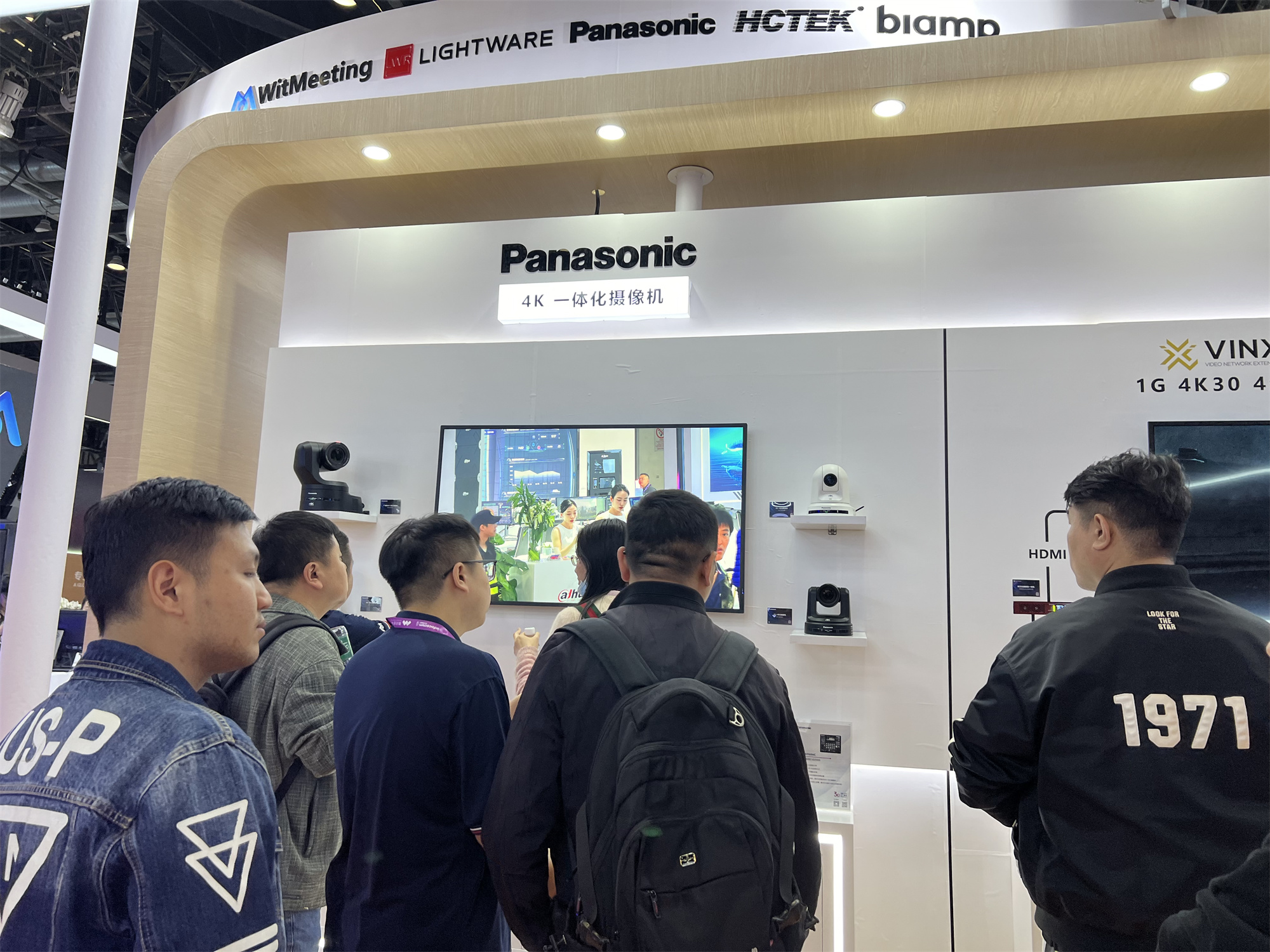 f9f94ad5-73ce-43db-818d-920eb0651931.jpg f9f94ad5-73ce-43db-818d-920eb0651931.jpg